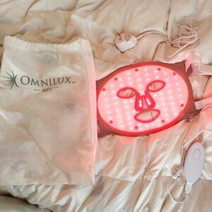 LIKE NEW Omnilux Men Red Light Mask